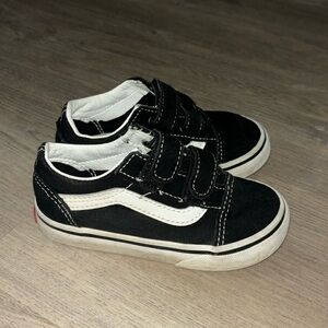 Vans toddler shoe size 7.5